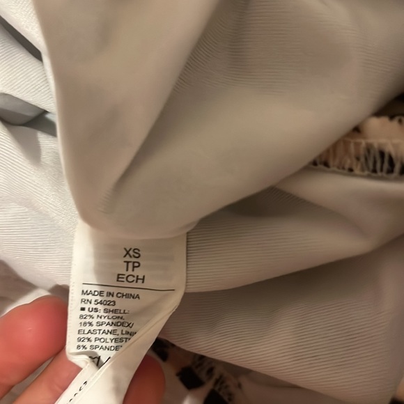 Cheetah print bottom - Picture 4 of 4